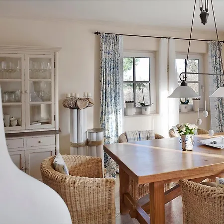 Kranichblick Holiday home Wieck