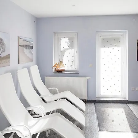 Kranichblick Holiday home *